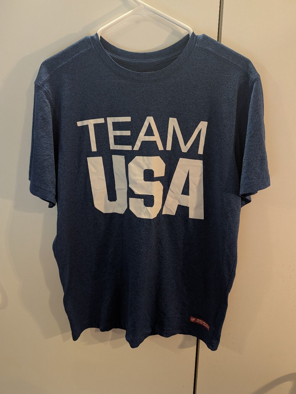Olympic Team USA Men's Large Navy Graphic T-Shirt